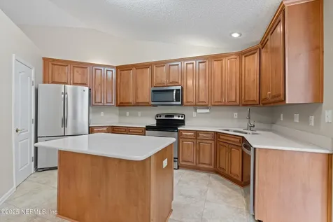 8932 Timberjack Lane Jacksonville FL 32256