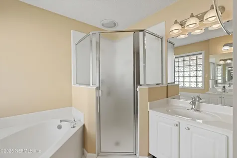8932 Timberjack Lane Jacksonville FL 32256