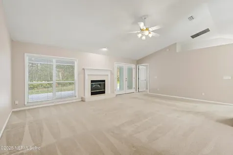8932 Timberjack Lane Jacksonville FL 32256