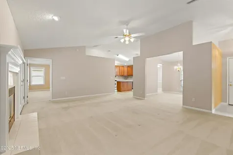 8932 Timberjack Lane Jacksonville FL 32256