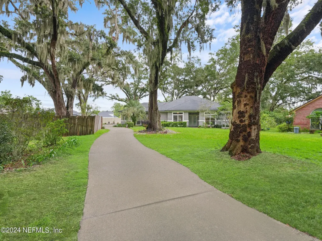 2801 Chelsea Cove Drive Jacksonville FL 32223