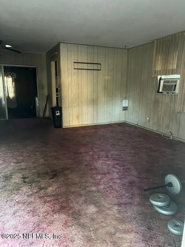 1605 N Patrick Circle Daytona Beach FL 32117