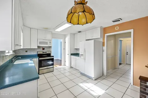 701 Oak Street Neptune Beach FL 32266