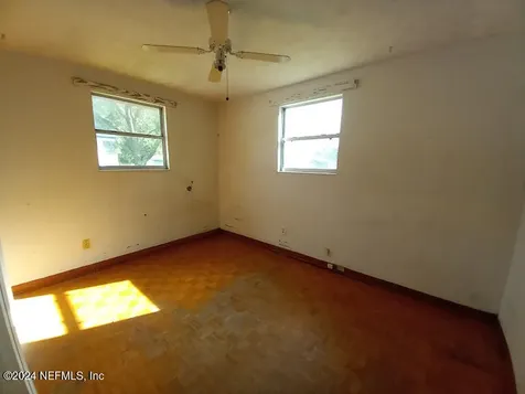 2270 W 11th Street Jacksonville FL 32209