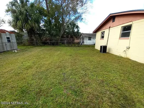 2270 W 11th Street Jacksonville FL 32209