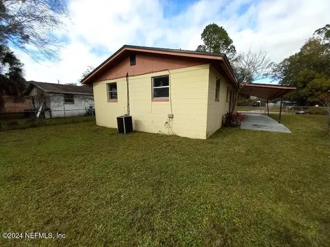 2270 W 11th Street Jacksonville FL 32209
