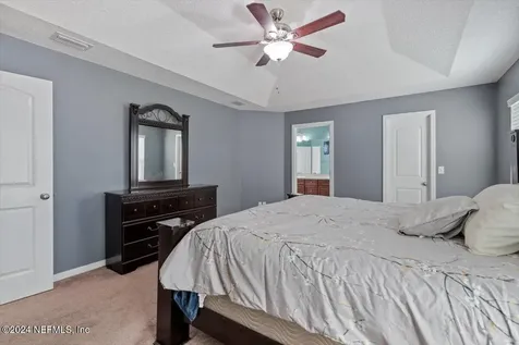 54055 Amblerwood Way Callahan FL 32011