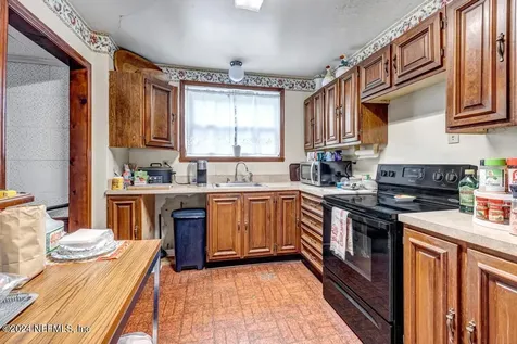 332 Tidewater Circle W Jacksonville FL 32211