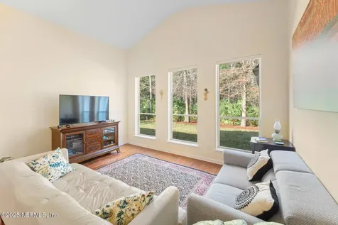 9160 Woodjack Court Jacksonville FL 32256