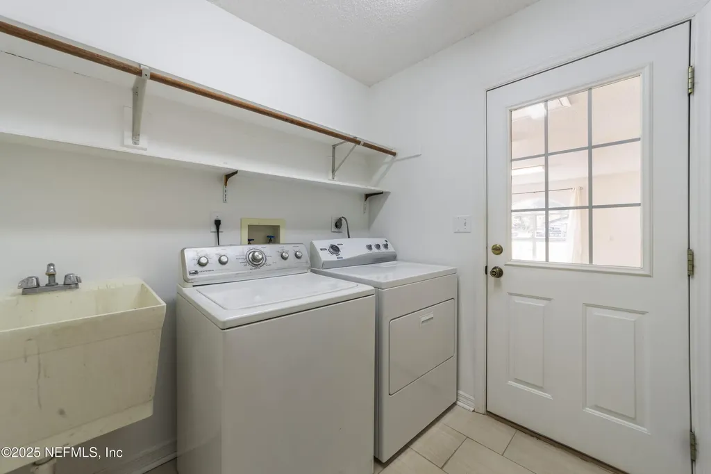 1055 Old Gainesville Highway Interlachen FL 32148