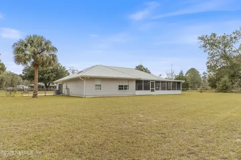1055 Old Gainesville Highway Interlachen FL 32148