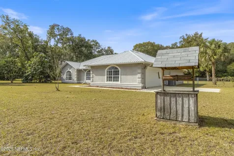 1055 Old Gainesville Highway Interlachen FL 32148