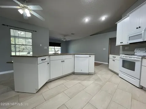 1055 Old Gainesville Highway Interlachen FL 32148