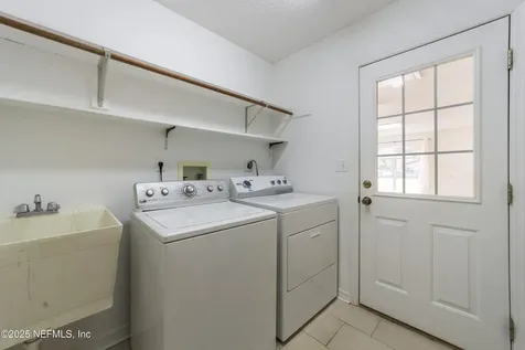 1055 Old Gainesville Highway Interlachen FL 32148