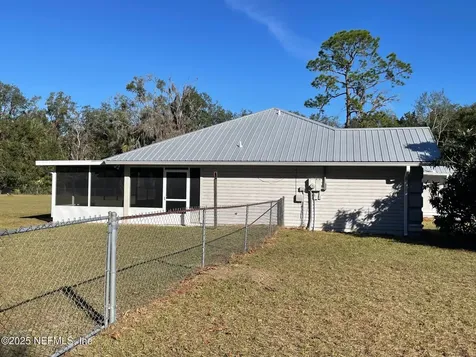 1055 Old Gainesville Highway Interlachen FL 32148