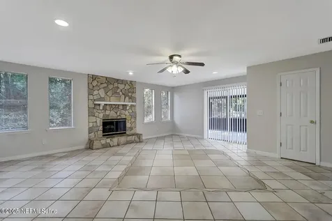 11531 Laguna Court Jacksonville FL 32218