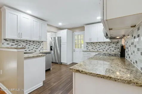 3438 Emerald Isle Circle W Jacksonville FL 32216