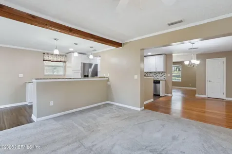 3438 Emerald Isle Circle W Jacksonville FL 32216