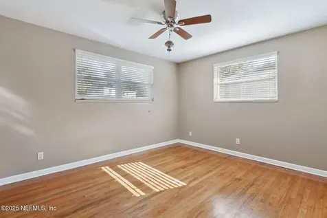 3438 Emerald Isle Circle W Jacksonville FL 32216
