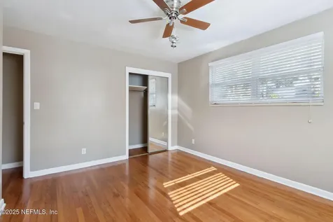 3438 Emerald Isle Circle W Jacksonville FL 32216
