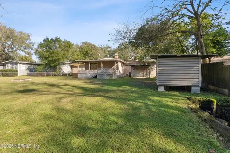 3438 Emerald Isle Circle W Jacksonville FL 32216