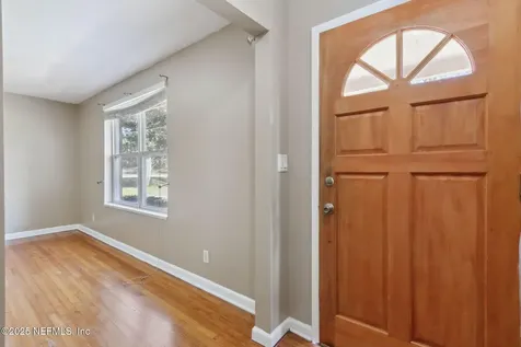 3438 Emerald Isle Circle W Jacksonville FL 32216