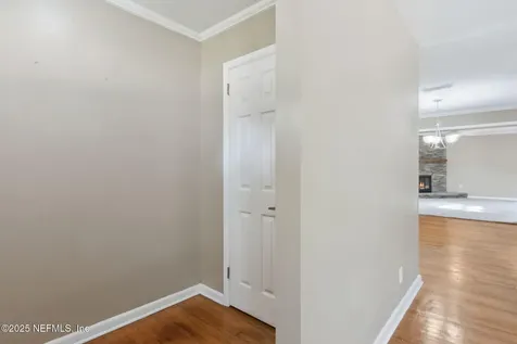 3438 Emerald Isle Circle W Jacksonville FL 32216