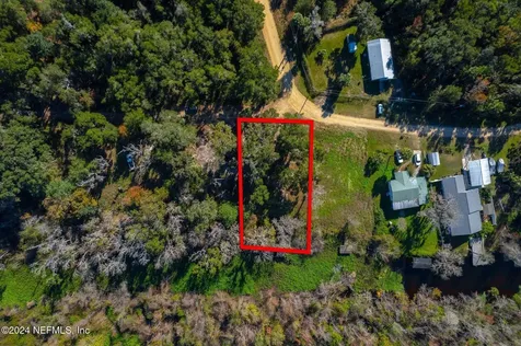 118 Ridgeline Avenue Satsuma FL 32189