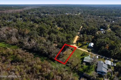 118 Ridgeline Avenue Satsuma FL 32189