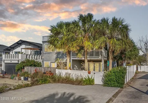 202 Margaret Street Neptune Beach FL 32266