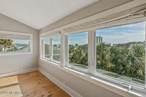 202 Margaret Street Neptune Beach FL 32266