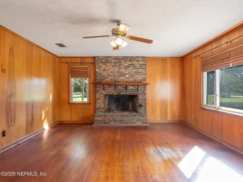 37375 Mill Street Hilliard FL 32046