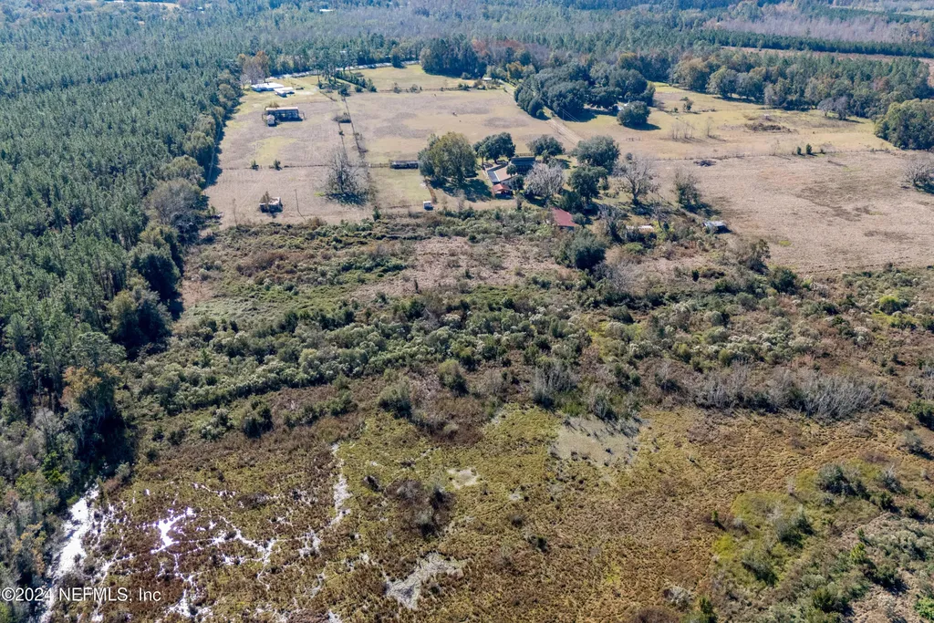 11289 SW 85th Avenue Hampton FL 32044