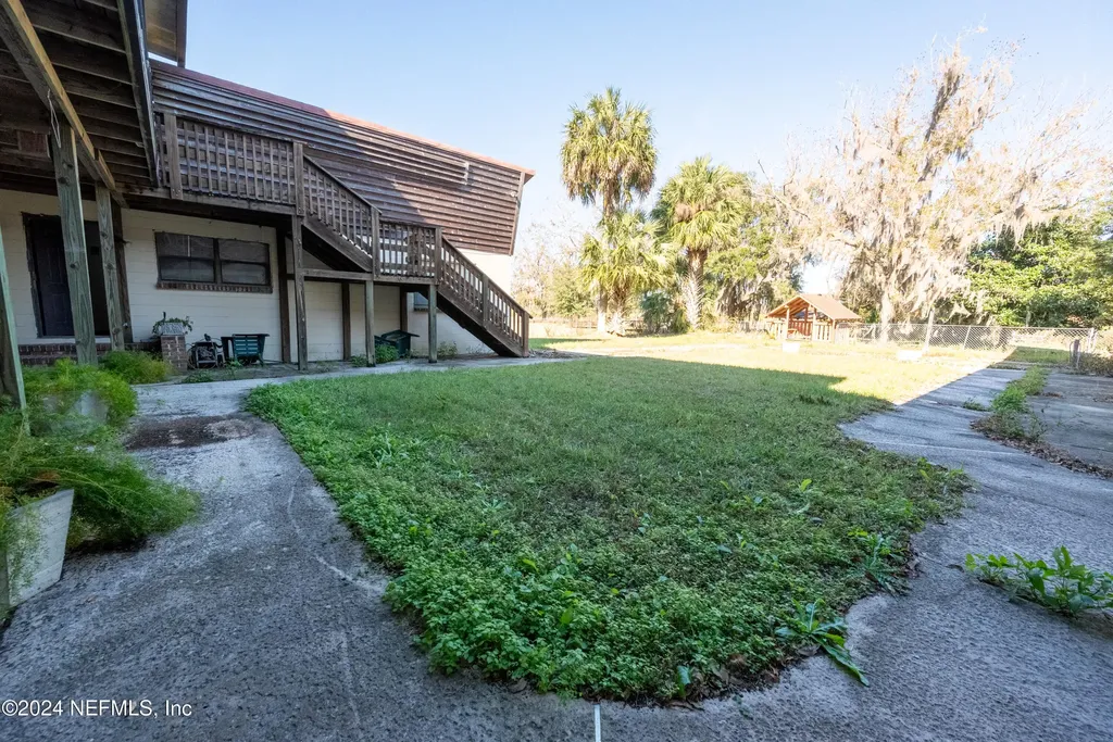 11289 SW 85th Avenue Hampton FL 32044