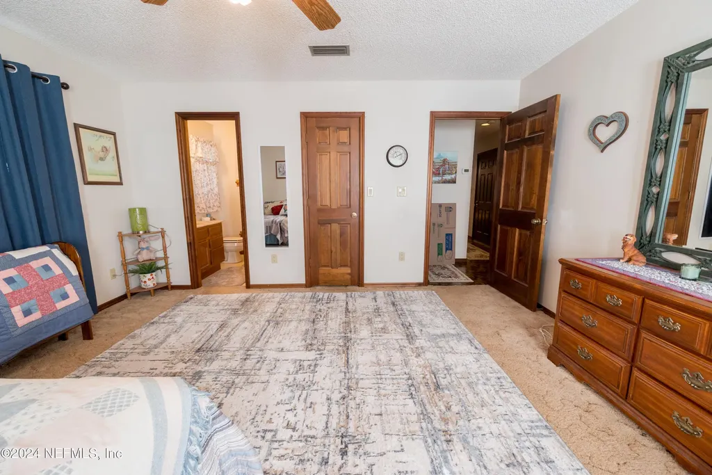 11289 SW 85th Avenue Hampton FL 32044