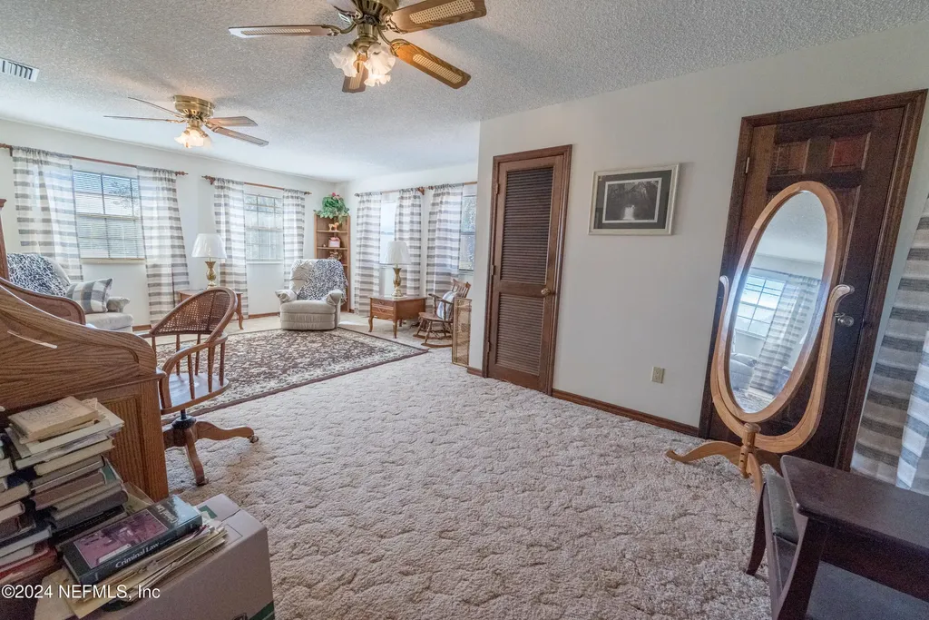 11289 SW 85th Avenue Hampton FL 32044