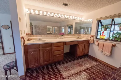 11289 SW 85th Avenue Hampton FL 32044