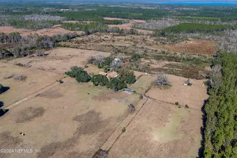 11289 SW 85th Avenue Hampton FL 32044