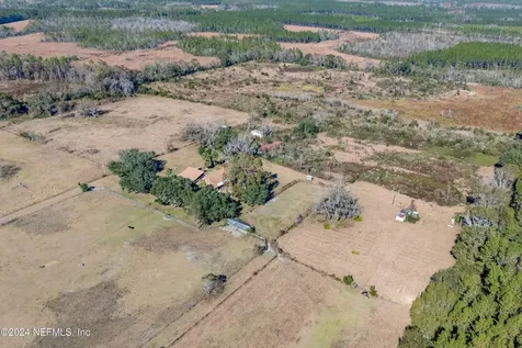 11289 SW 85th Avenue Hampton FL 32044