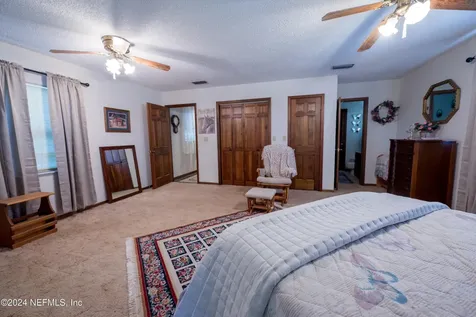 11289 SW 85th Avenue Hampton FL 32044