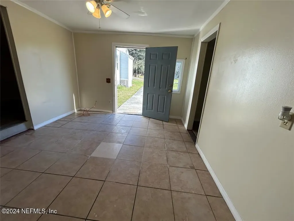 553 W 61st Street Jacksonville FL 32208