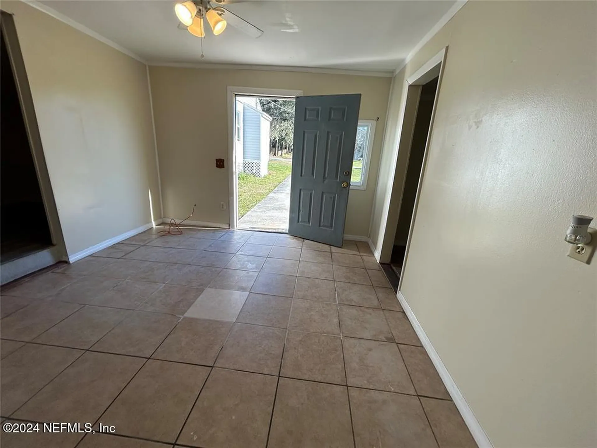 553 W 61st Street Jacksonville FL 32208