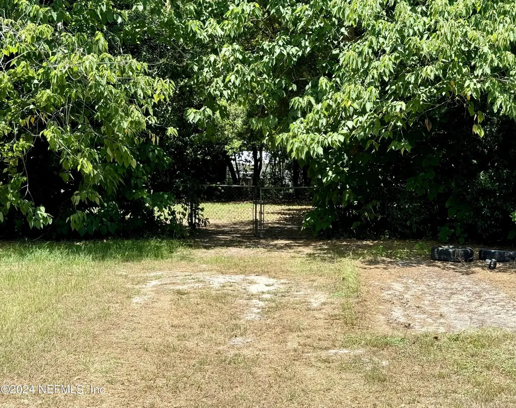 639 W Ohio Avenue Macclenny FL 32063