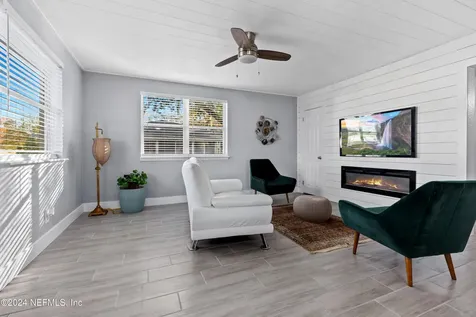 5254 Quan Drive Jacksonville FL 32205