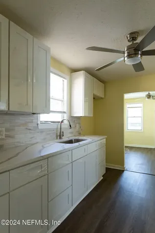 1132 Division Street Jacksonville FL 32254