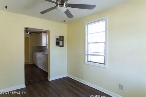 1132 Division Street Jacksonville FL 32254