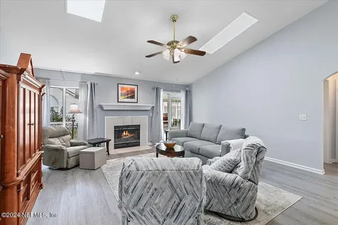 4528 Mainmast Lane Jacksonville FL 32277