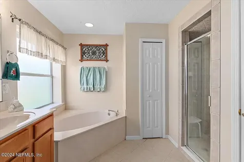 4528 Mainmast Lane Jacksonville FL 32277