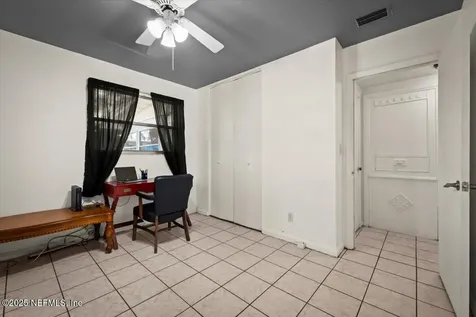 923 Le Brun Drive Jacksonville FL 32205
