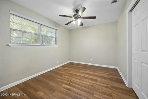 4124 Lane Avenue S Jacksonville FL 32210